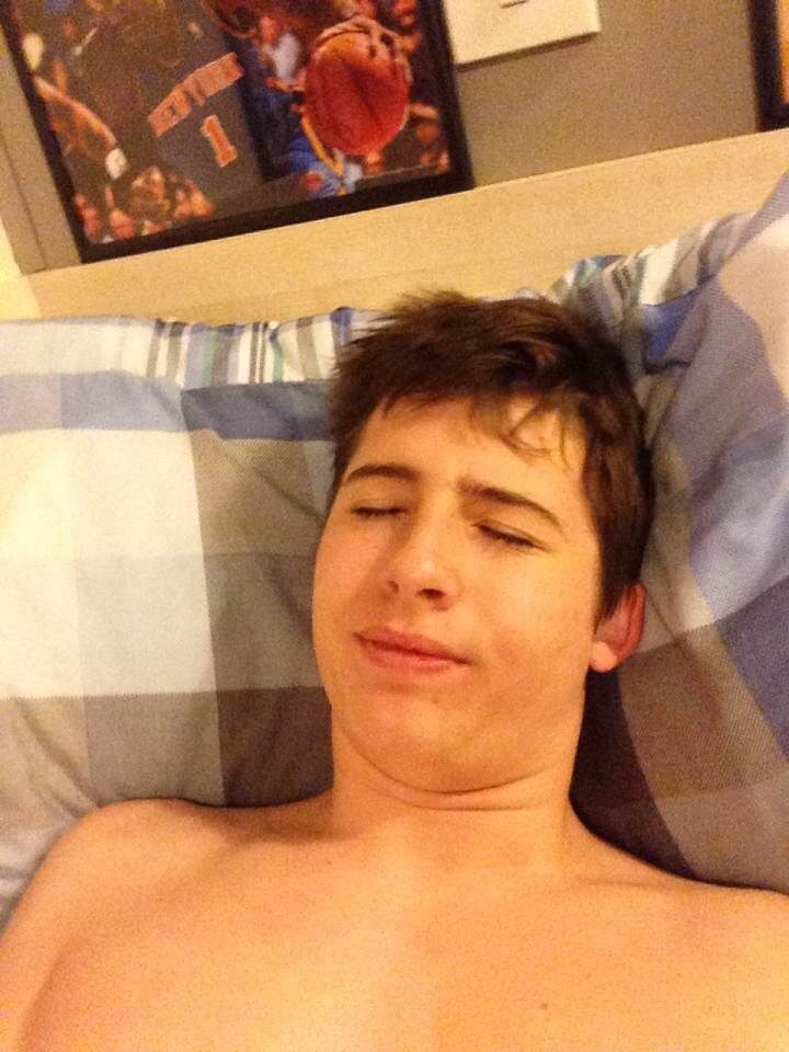 18-years-teen-boy-self-pics